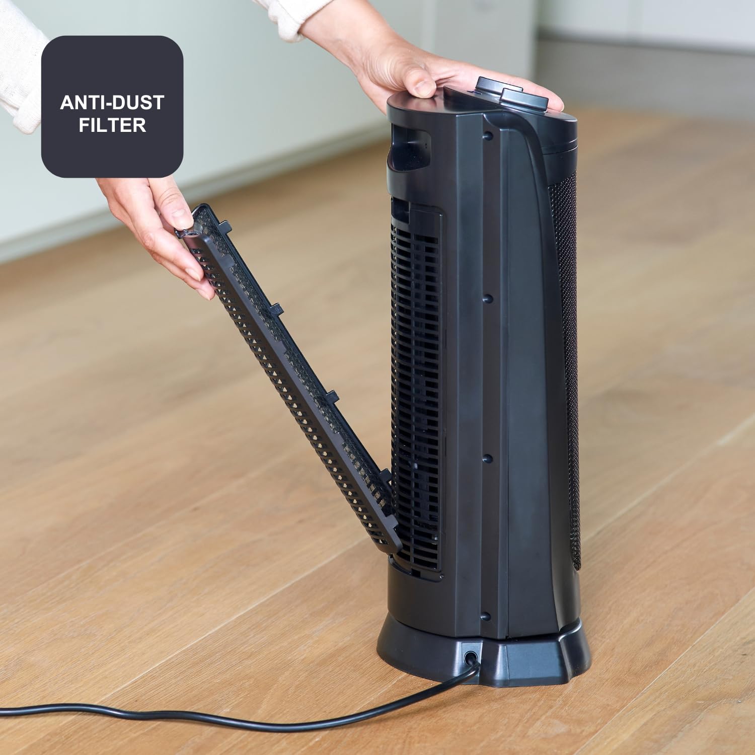 BLACK+DECKER BXSH2000E - Termoventilatore 2000W | 2 Livelli di Riscaldamento + Ventilatore | IP21 per Bagno | Termostato Regolabile | Anti-Surriscaldamento & Anti-Ribaltamento | Compatto con Maniglia