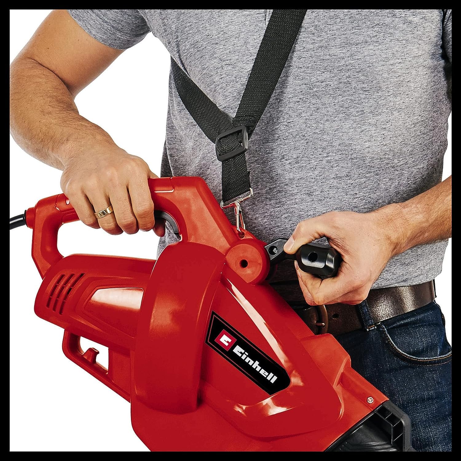 Einhell Aspiratore Elettrico GC-EL 3024 E, Aspirazione/Soffiaggio, Tubo Asp. Ø 75 mm, Potenza Asp. 650 m³/h, Trinciatura, Rapporto Triturazione 10:1, Vel. Soffiagg. 240 km/h, Sacco di Raccolta 40 L